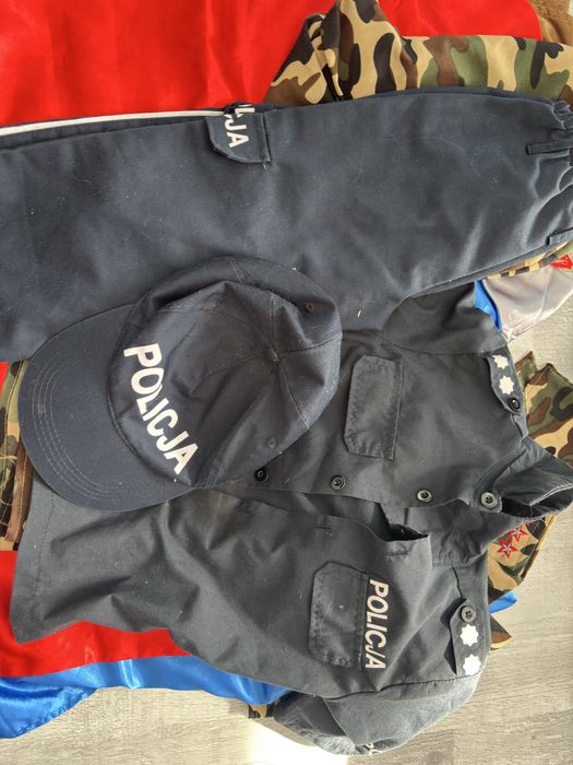 Kostiumy dla chłopca cena za całość