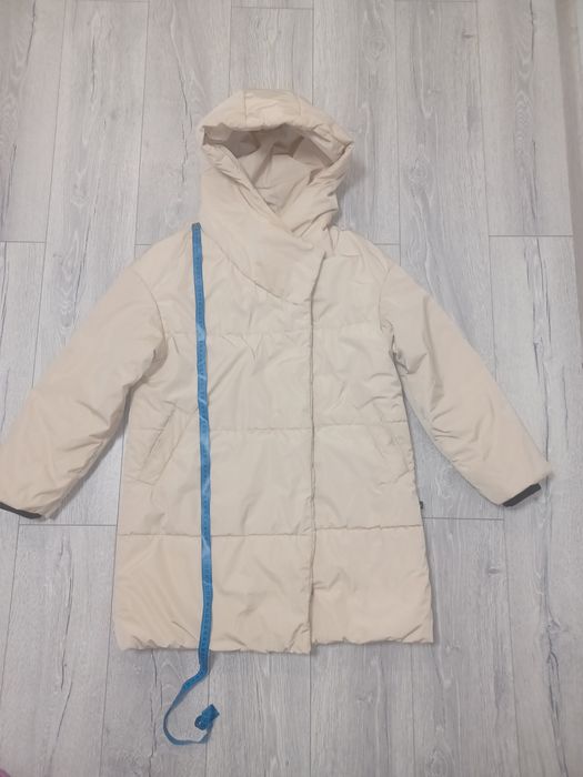Жіноча зимова куртка...