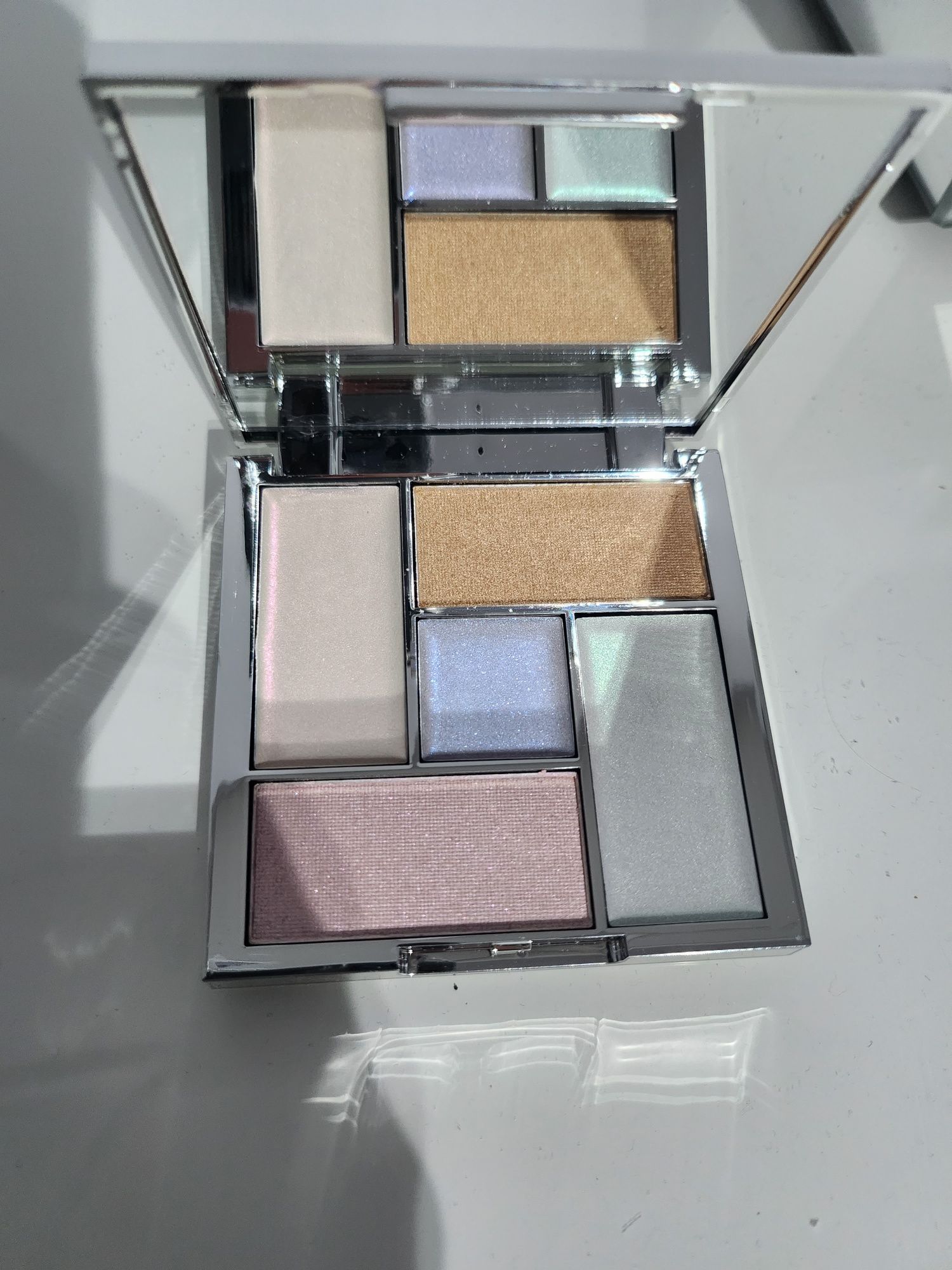 Paleta rozświetlaczy Sleek Make Up