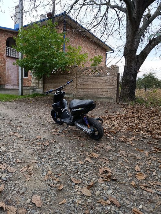 Продам Yamaha slider