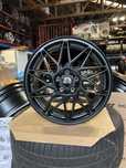 *Komplet alufelg 5x108 18” DOTZ