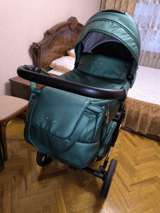 Шикарна дитяча коляска 2 в 1