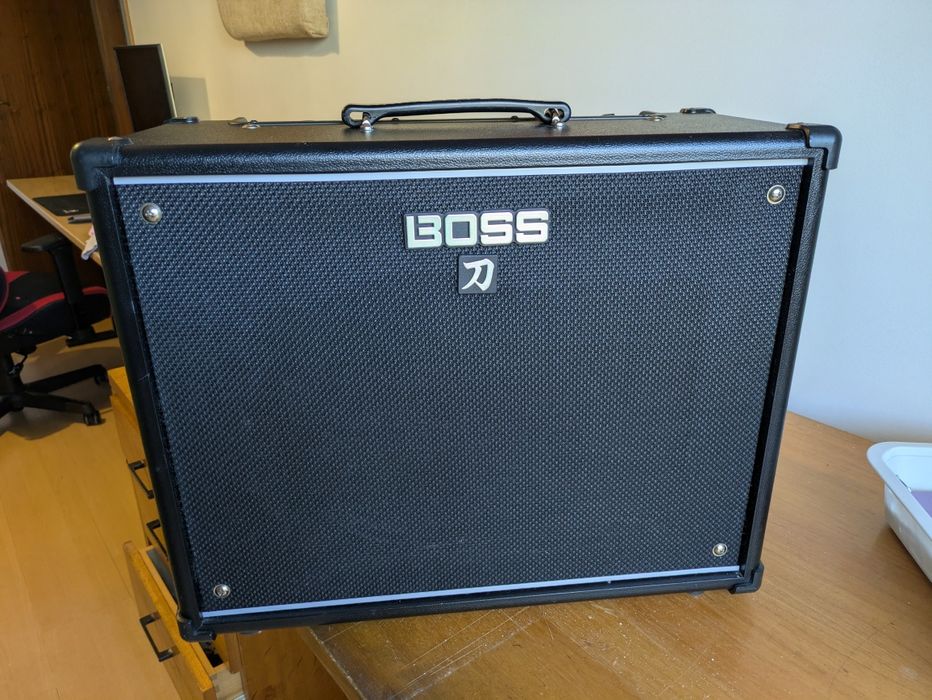 Amplificador Boss Katana 100