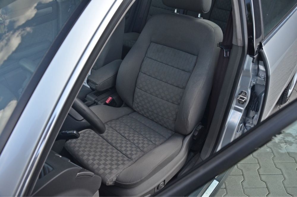 Audi A6 1.8T Automat STAN IDEALNY ! 212 tys km ! Nowy rozrząd !
