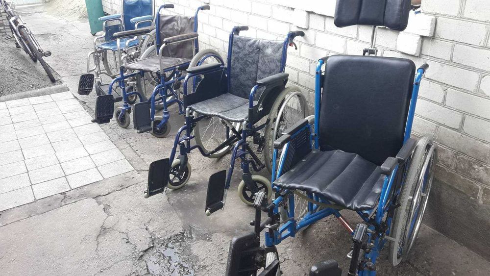 Продам инвалидную коляску, крісло колісне