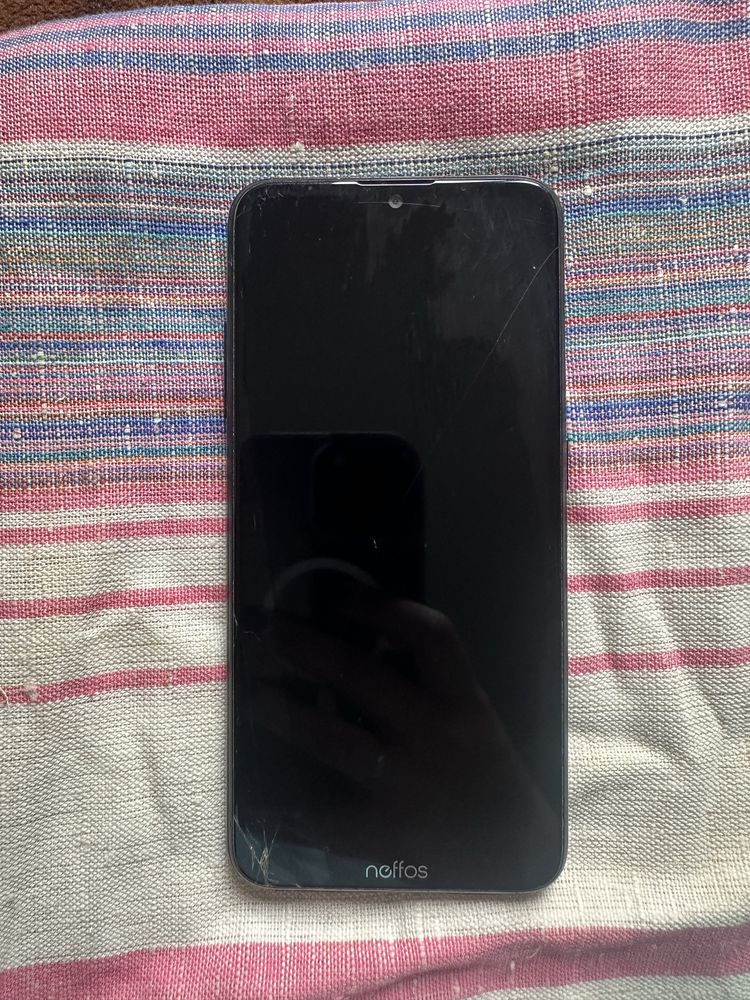 neffos c9 Max не вмикаеться