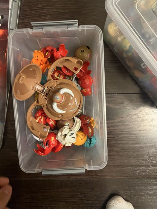Бакугани / Bakugan — набір фігурок