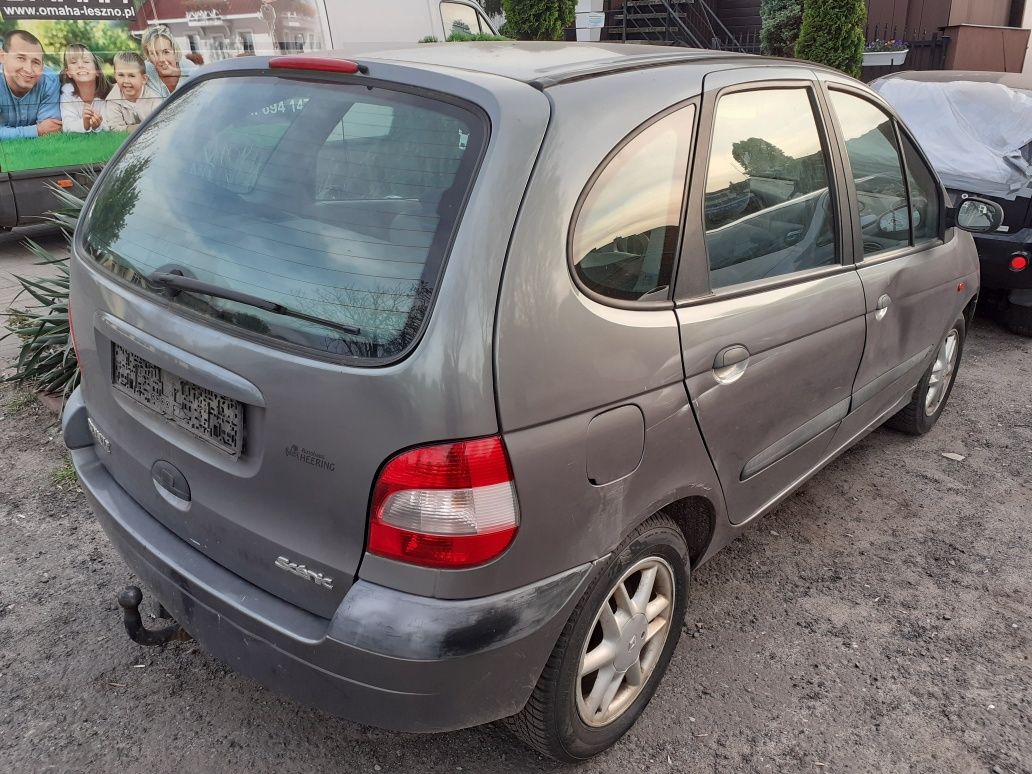 Renault Scenik 1.6 2002r  sprowadzony