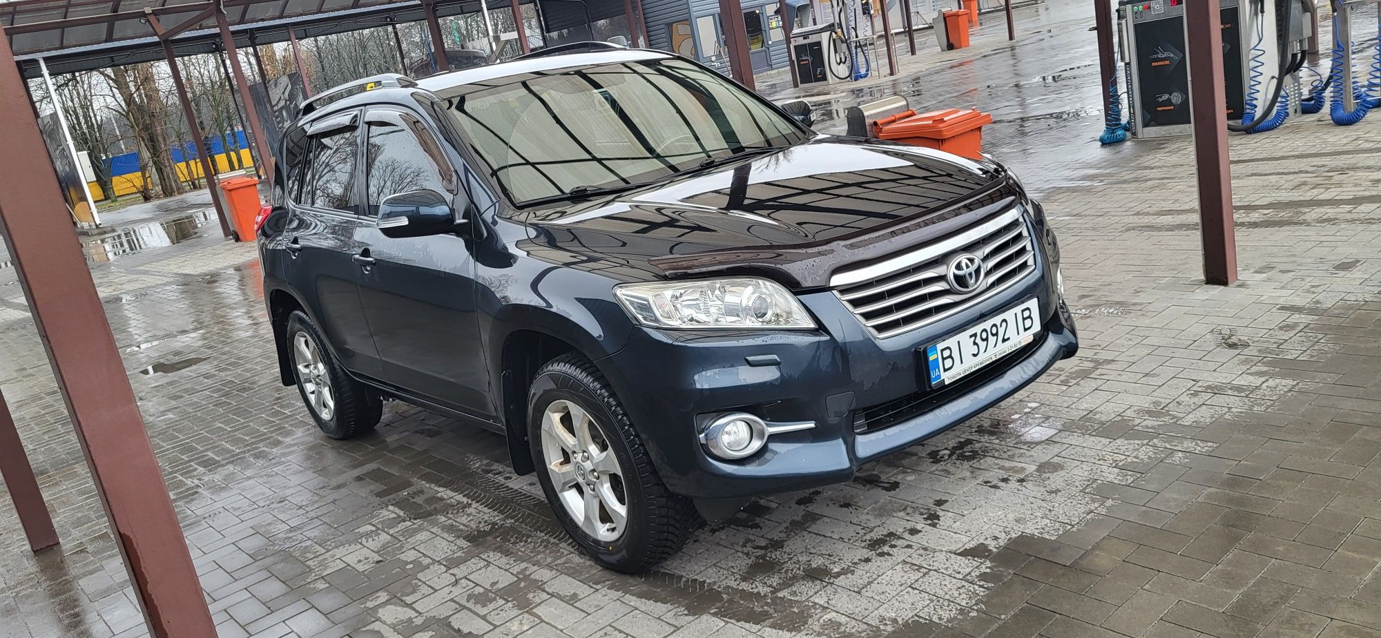 Продам Toyota RAV 4