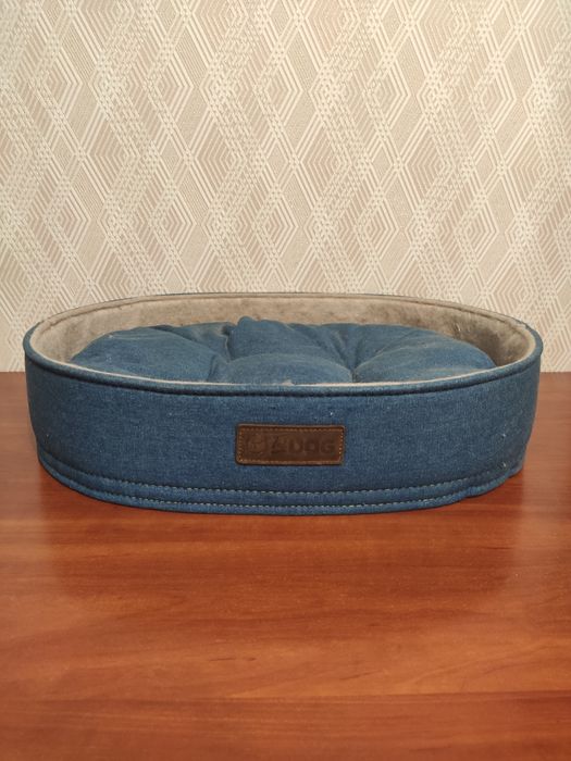 Лежанка для собак / котів