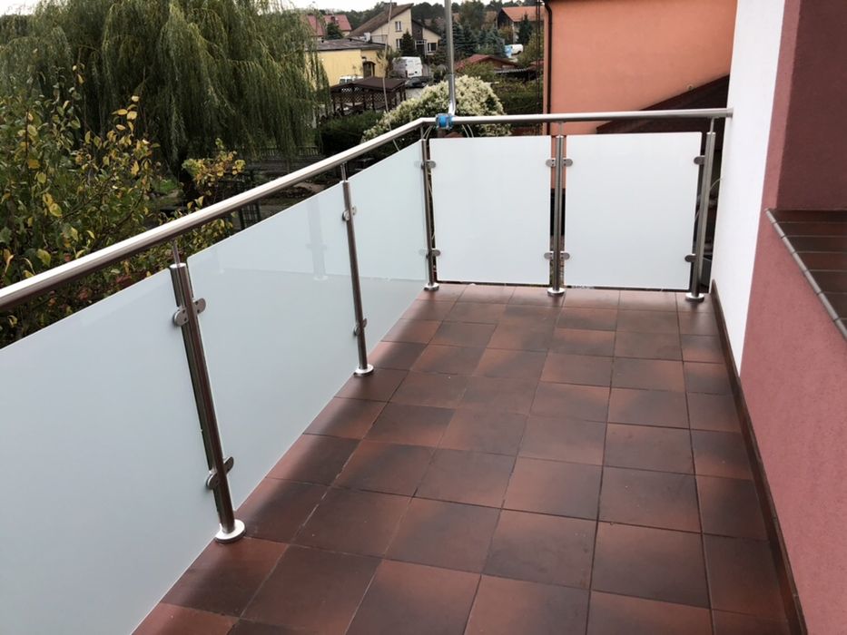Balustrada ze stali nierdzewnej wraz z montażem wiaty zadaszenia