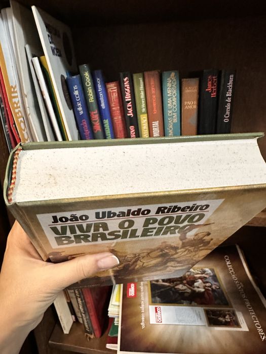 Livro Viva o povo brasileiro