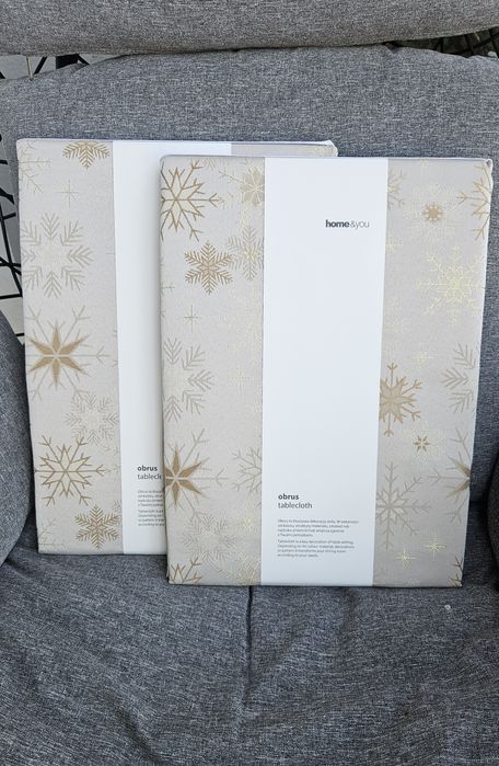 Elegancki obrus świąteczny Home&You Preciosino,  130x180 cm. Nowy