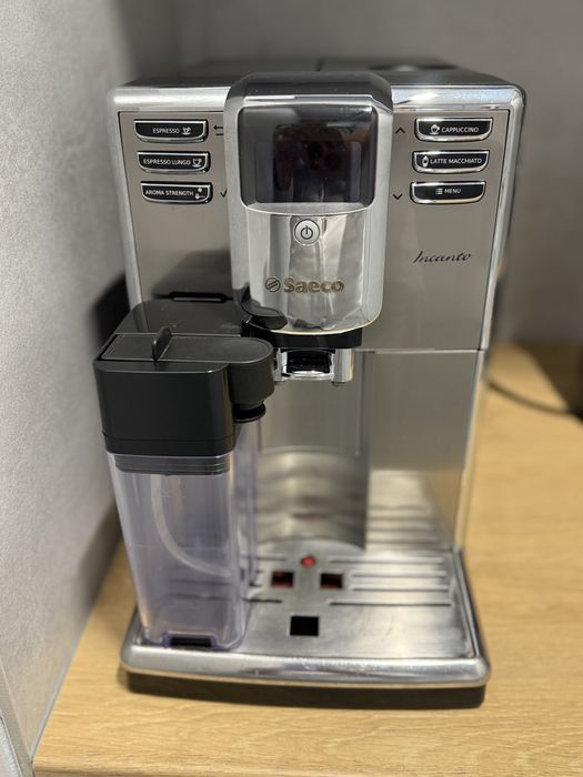 Кавова машина Saeco Incanto