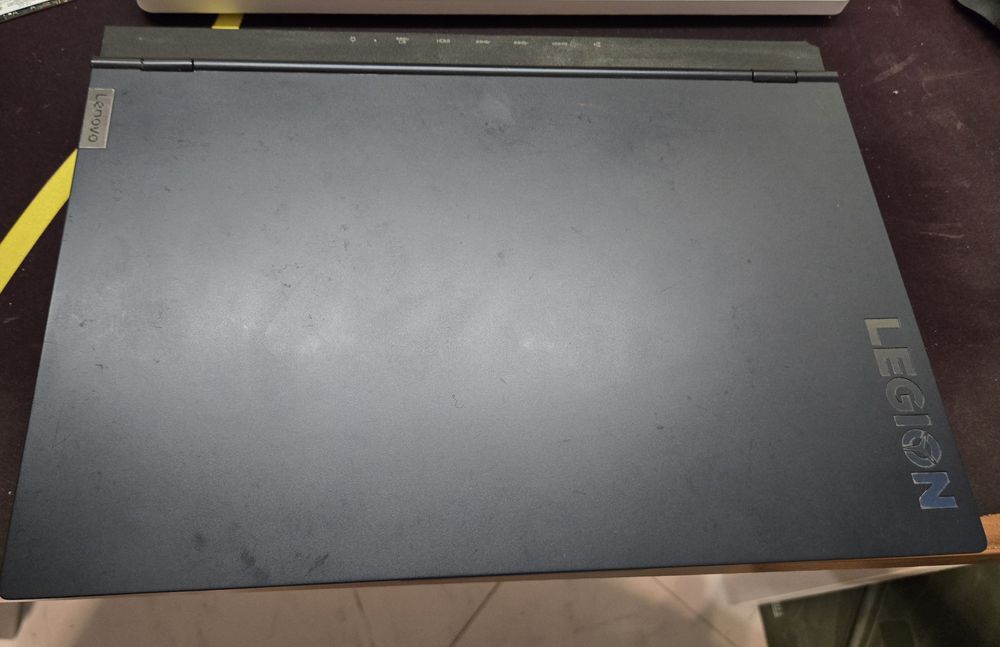 На запчастини ноутбук Lenovo Legion 5 15ACH6H (82JU0065RM)