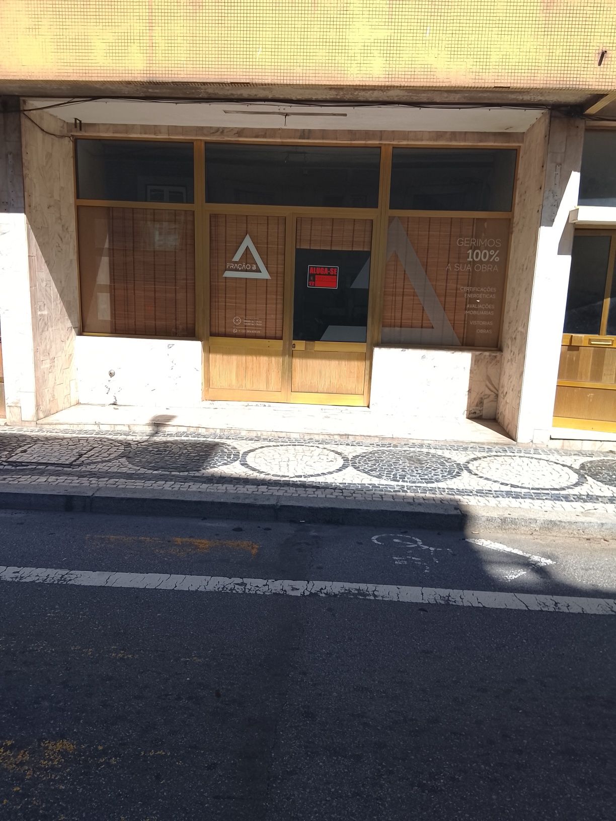Loja centro de Matosinhos com 50m quadrado com 2 montras grandes