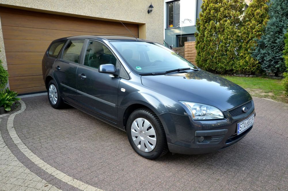 Ford Focus 1,6 Benzyna Oryginalny niski przebieg Klimatronic