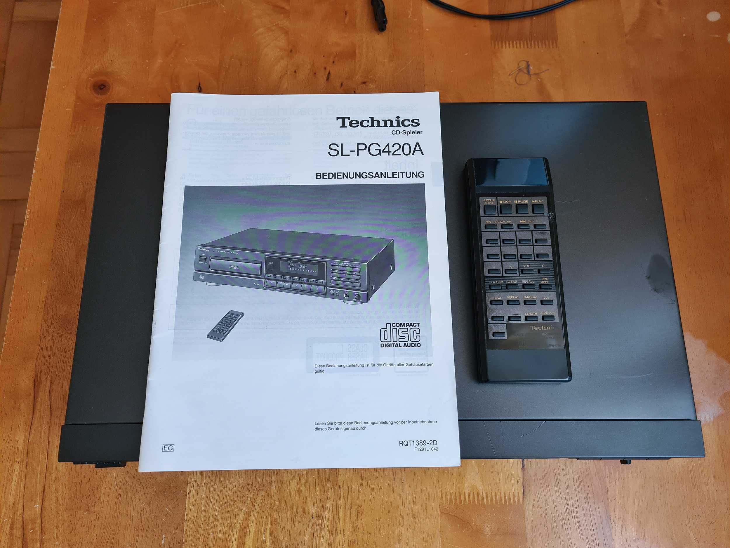 Odtwarzacz Technics CD Player SL-PG420A pilot sprawny