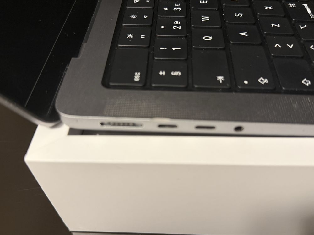MacBook Pro 14 M2 Max 32Gb 1Tb