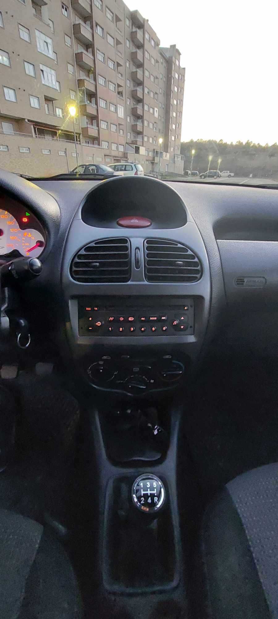 Peugeot 206 1.1 2003