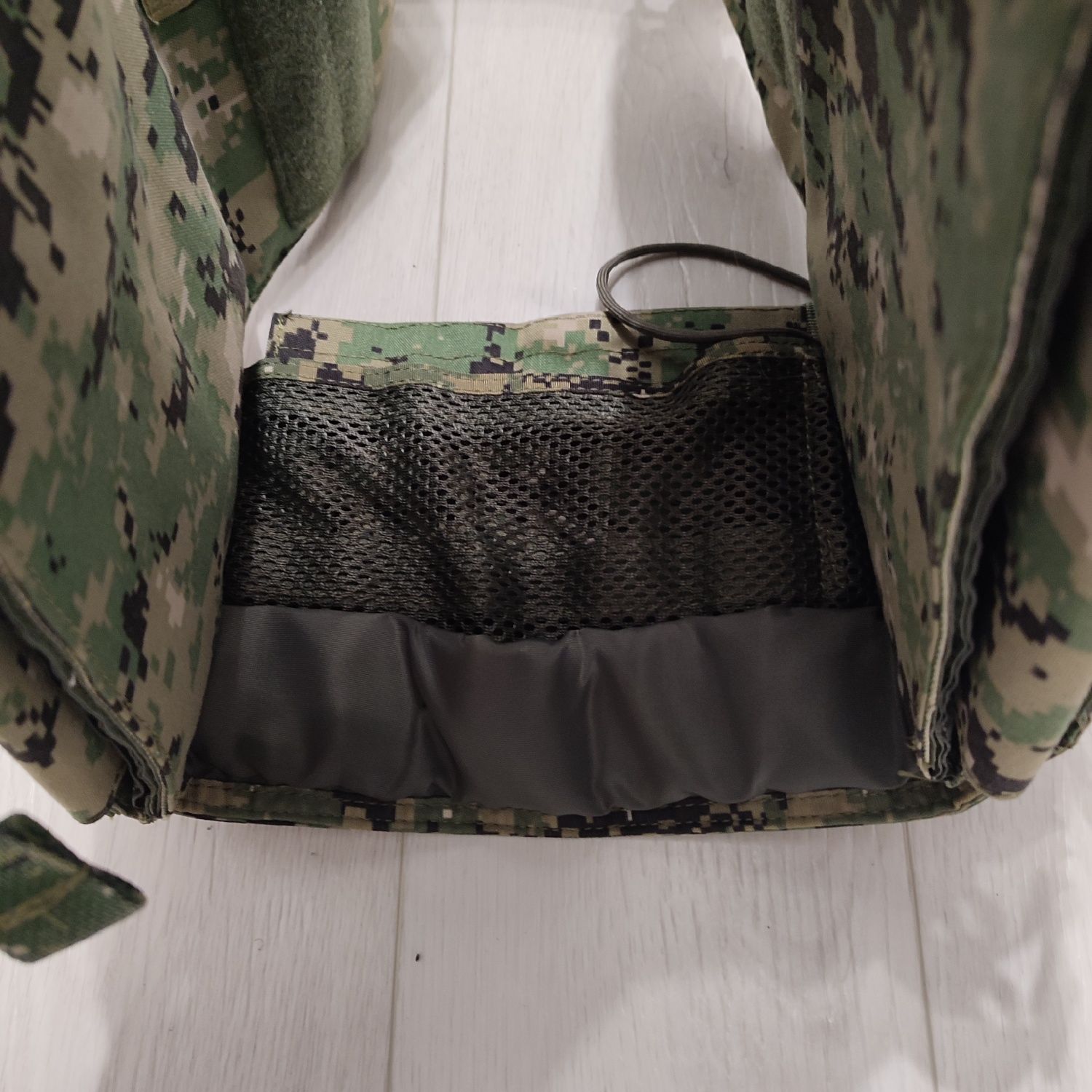 Плитоноска Emerson LBT6094A Tactical Vest with Pouches L XL