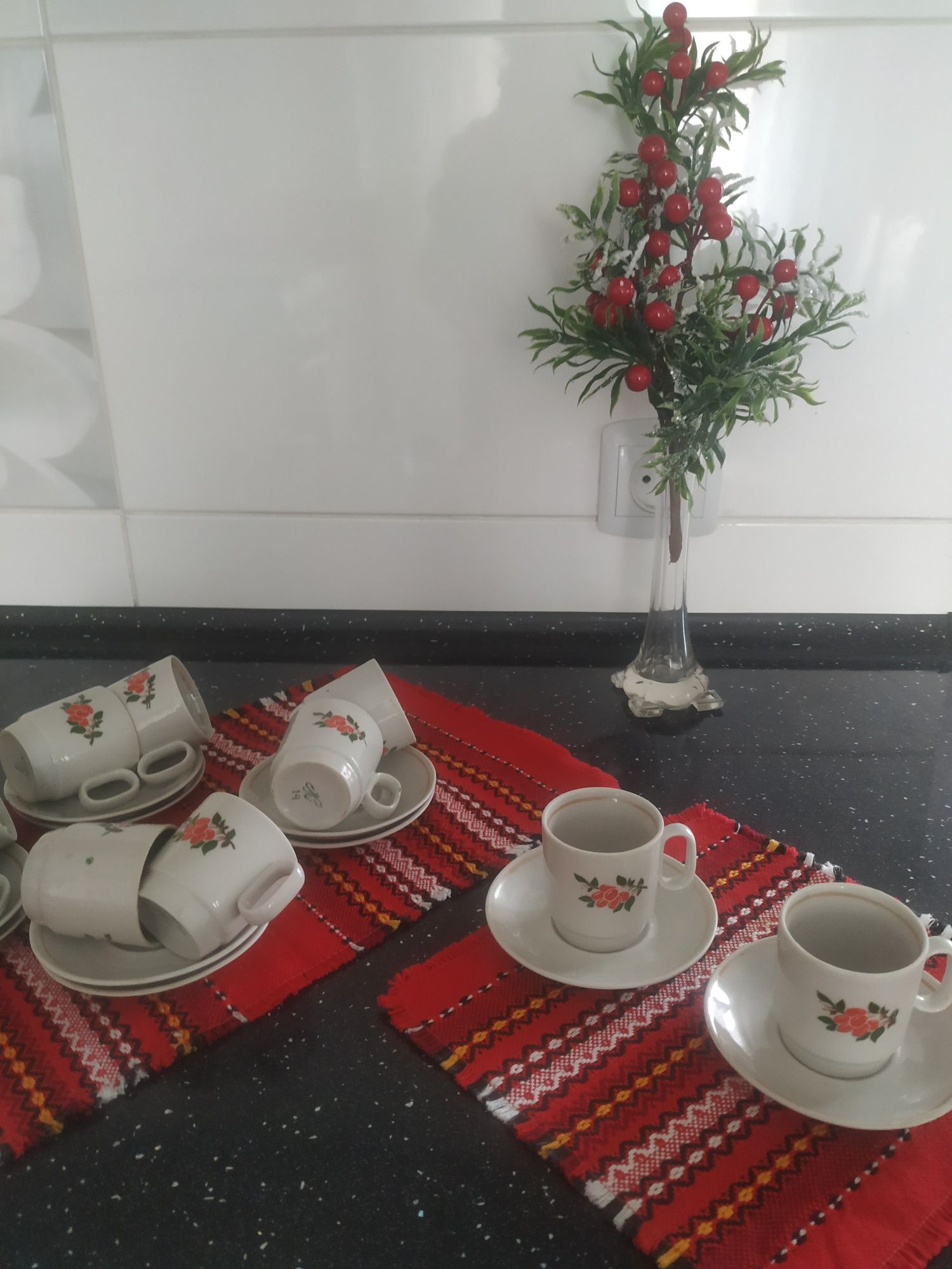 Маленькі кавові чашечки""Полонне",