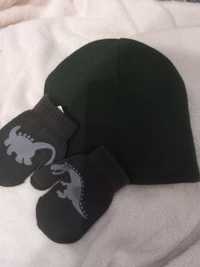 Продам комлект шапочка +рукавички на хлопчика 3-4 років