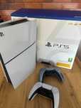 Konsola Sony PlayStation 5  - plus drugi pad i gra