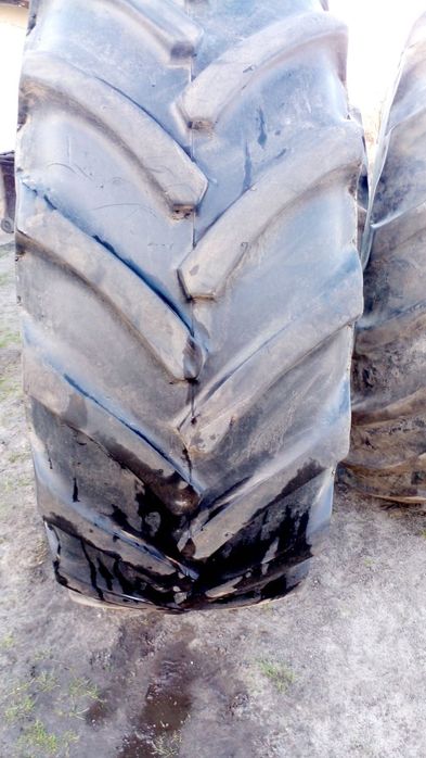 Колеса до трактора Goodyear