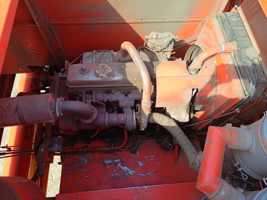 Kombajn zbożowy bizon rekord Z058