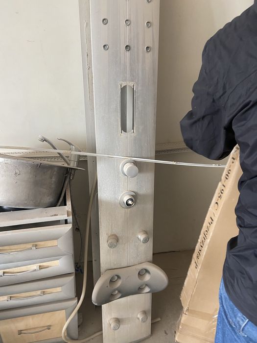 душева кабінка,тільки самовивіз