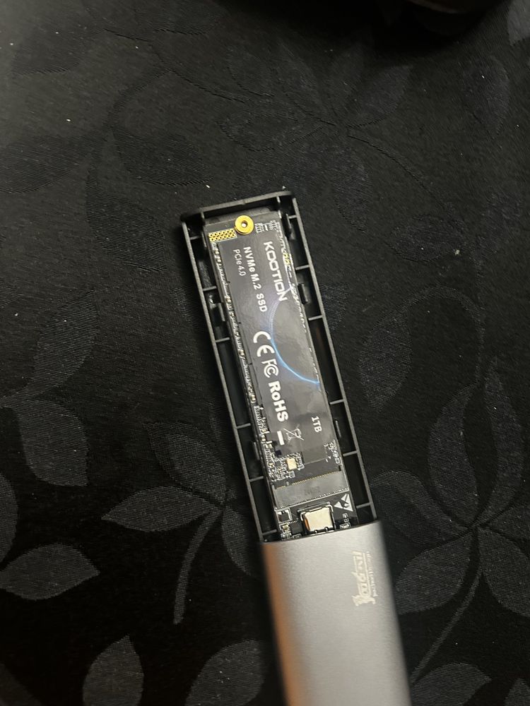 Disco extreno 1TB usb c M2