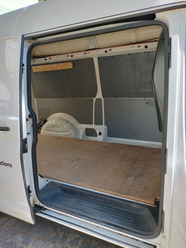 VW transporter 2011
