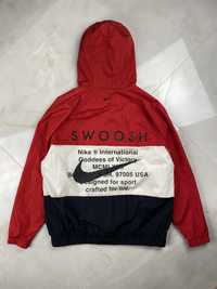 Легка куртка вітровка Nike Swoosh з великим лого big logo L