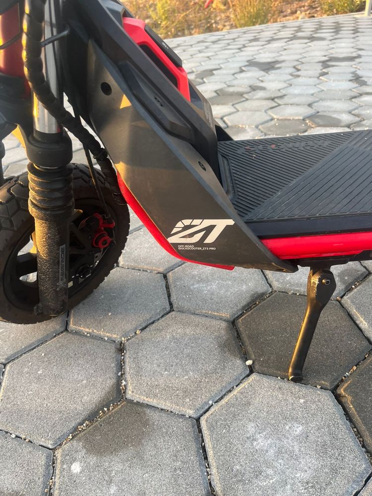 Trotinete Elétrica SEGWAY ZT3 Pro