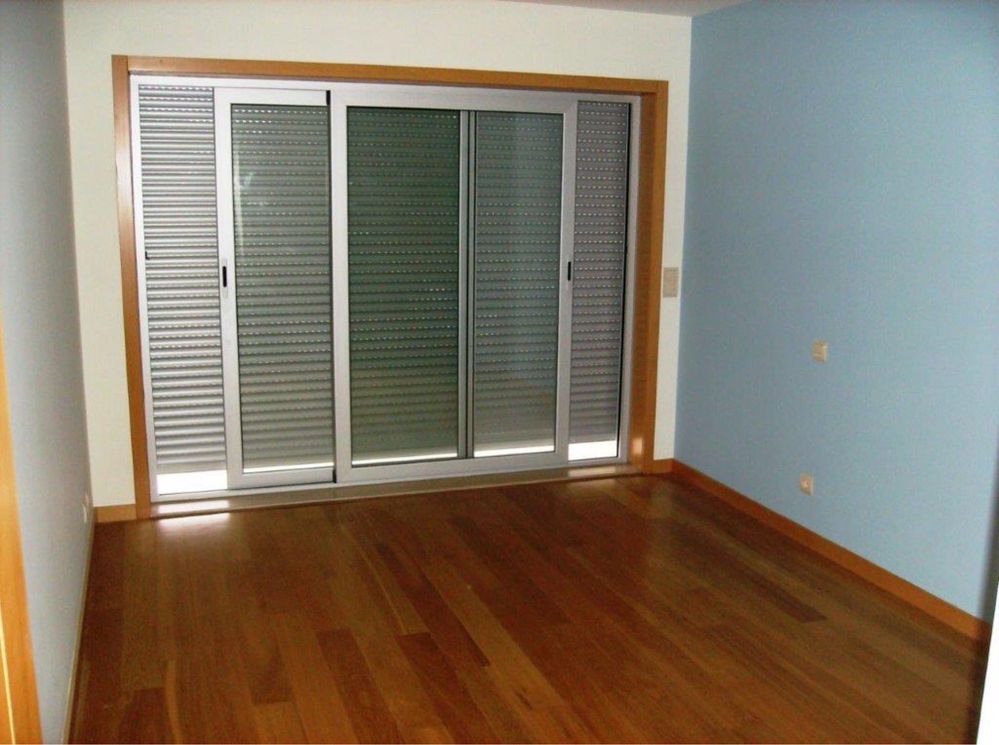 Apartamento T2 em Vila Praia Ancora
