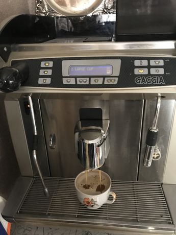 Профессиональная автоматическая кофемашина Gaggia