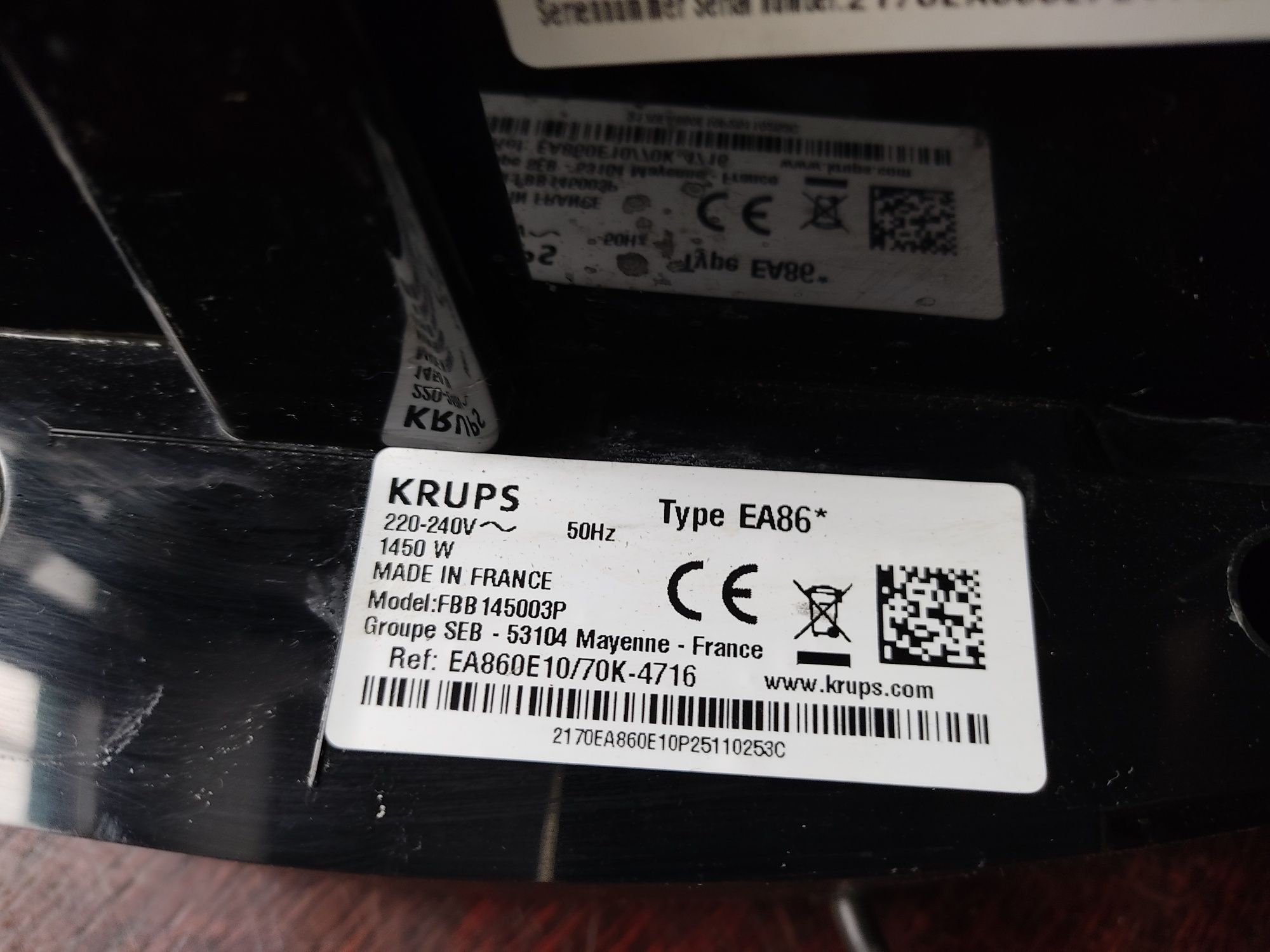 Ekspres do kawy Krups EA86 Bluetooth