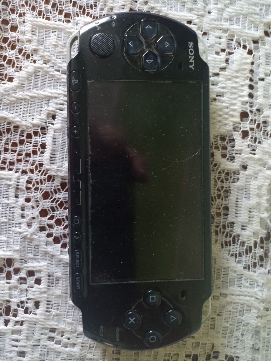Портативна ігрова консоль Sony Playstation Portable PSP-2008
