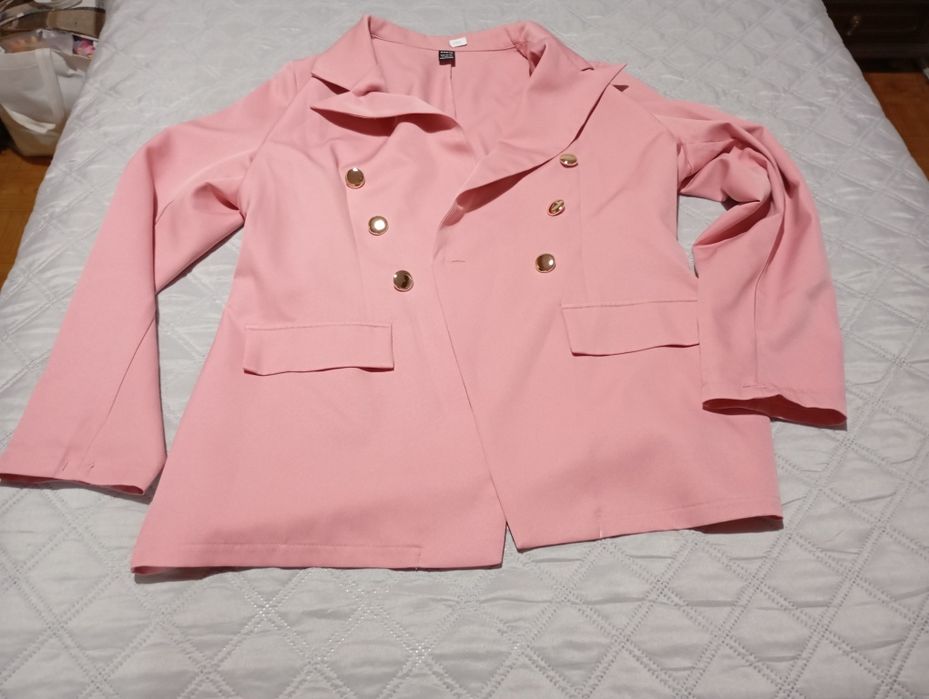 Blazer rosa para meio estação