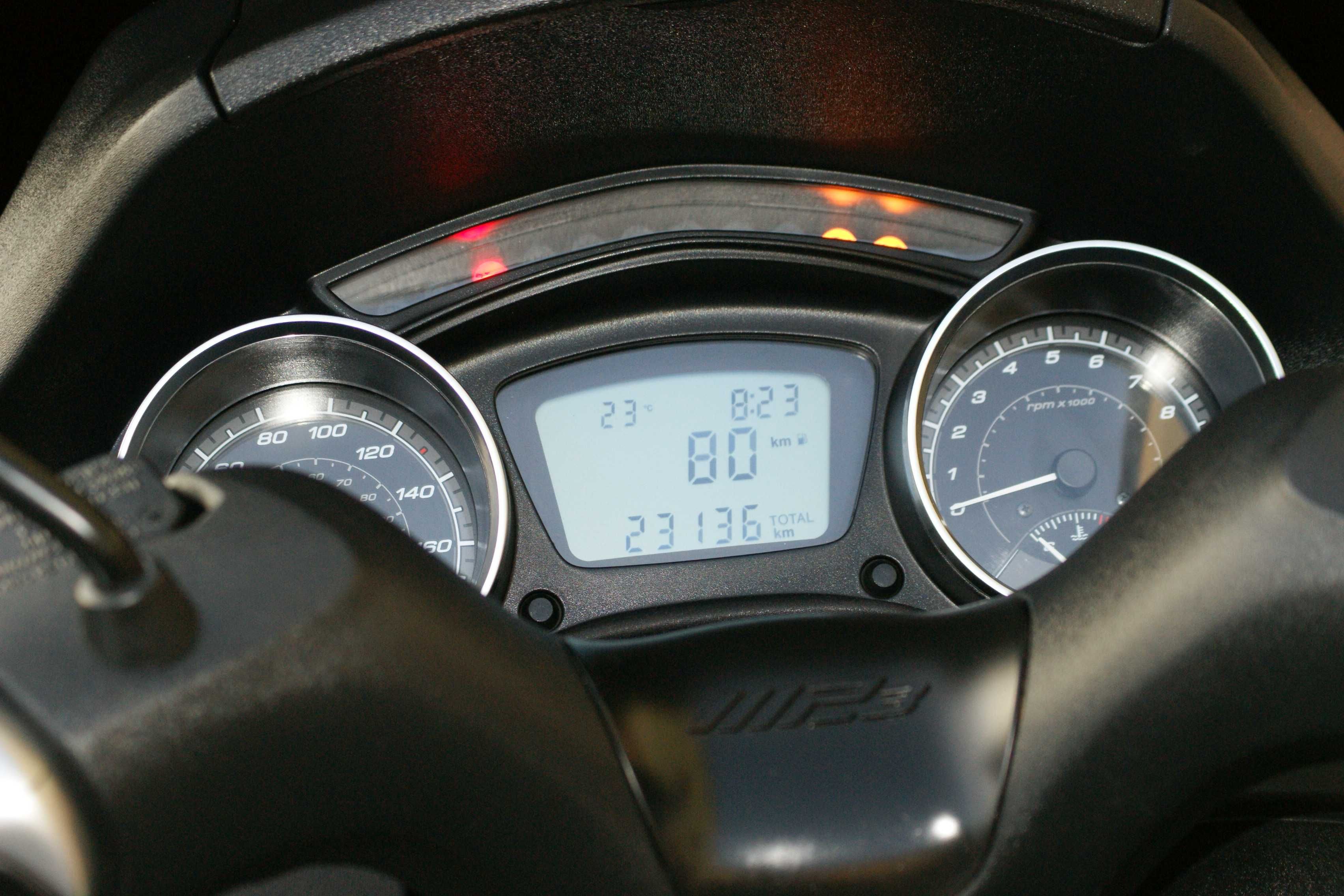 Piaggio MP-3,500,350 Hpe,400ie,L5E.