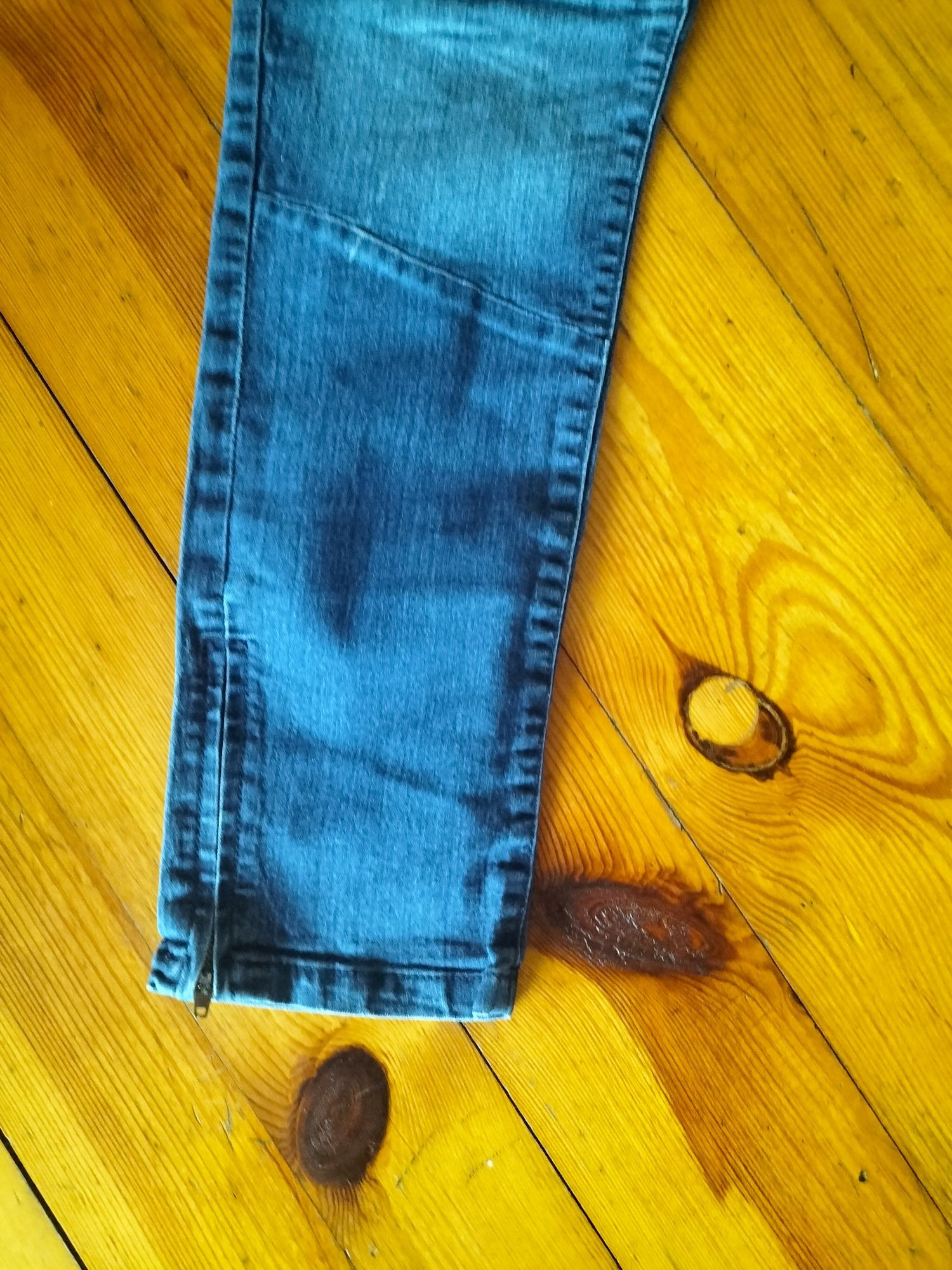 Spodnie jeans r.40