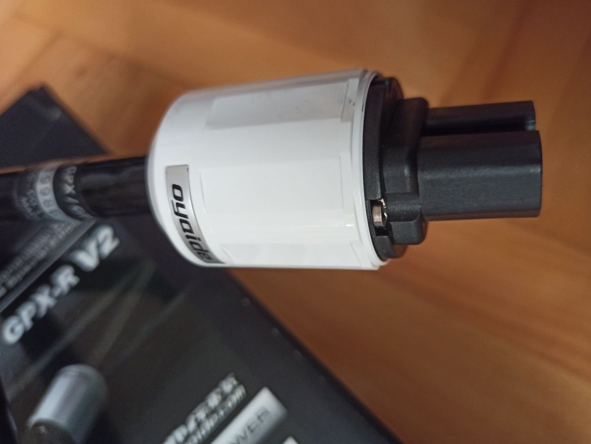 OYAIDE TUNAMI GPX-R V2 Kabel sieciowy Przewód zasilający
