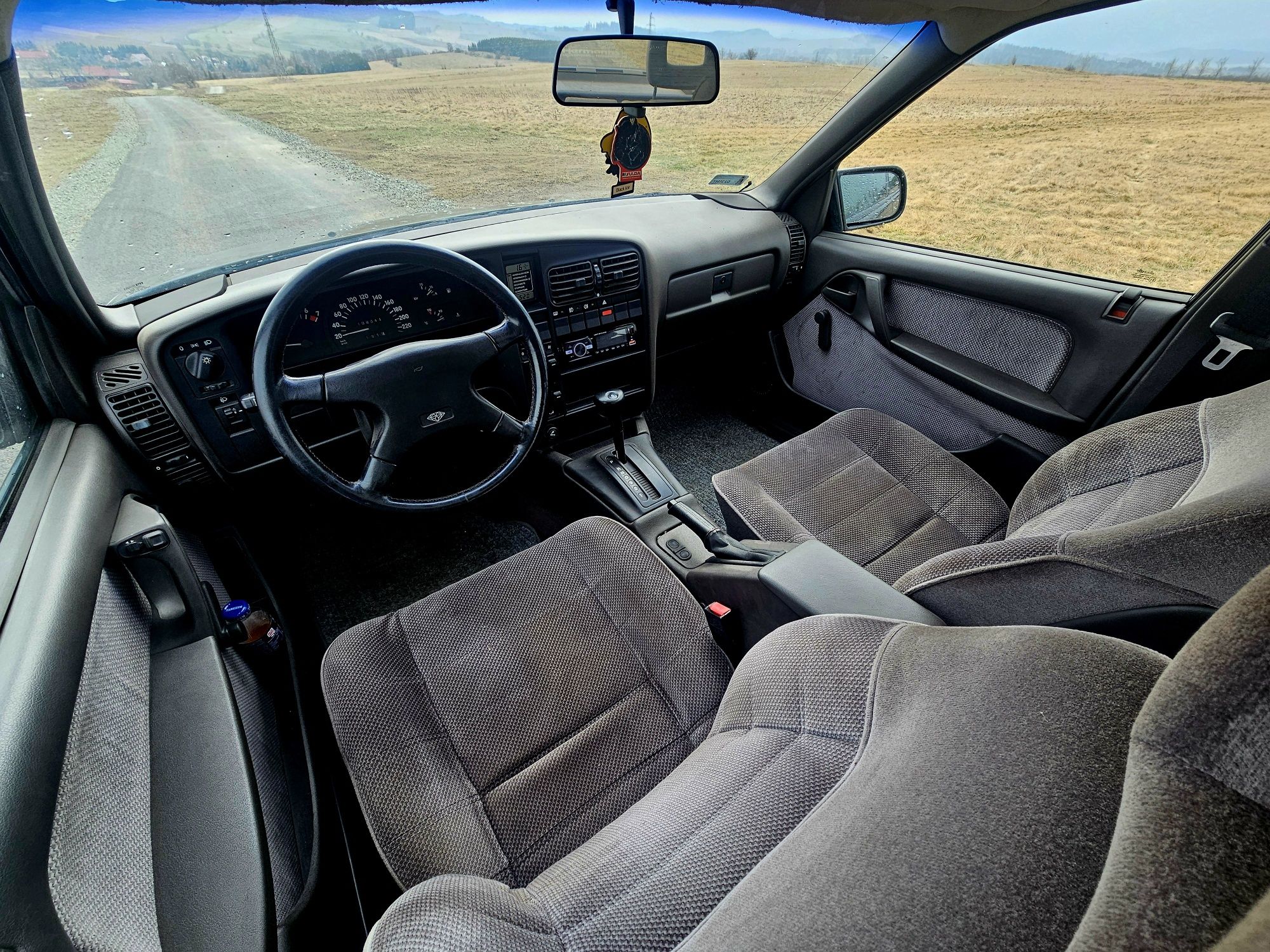 Opel Omega A Diamond zabytek