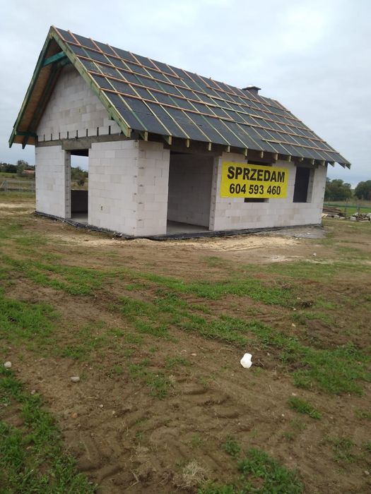 Sprzedam dom 100m2 Dobre Miasto Praslity