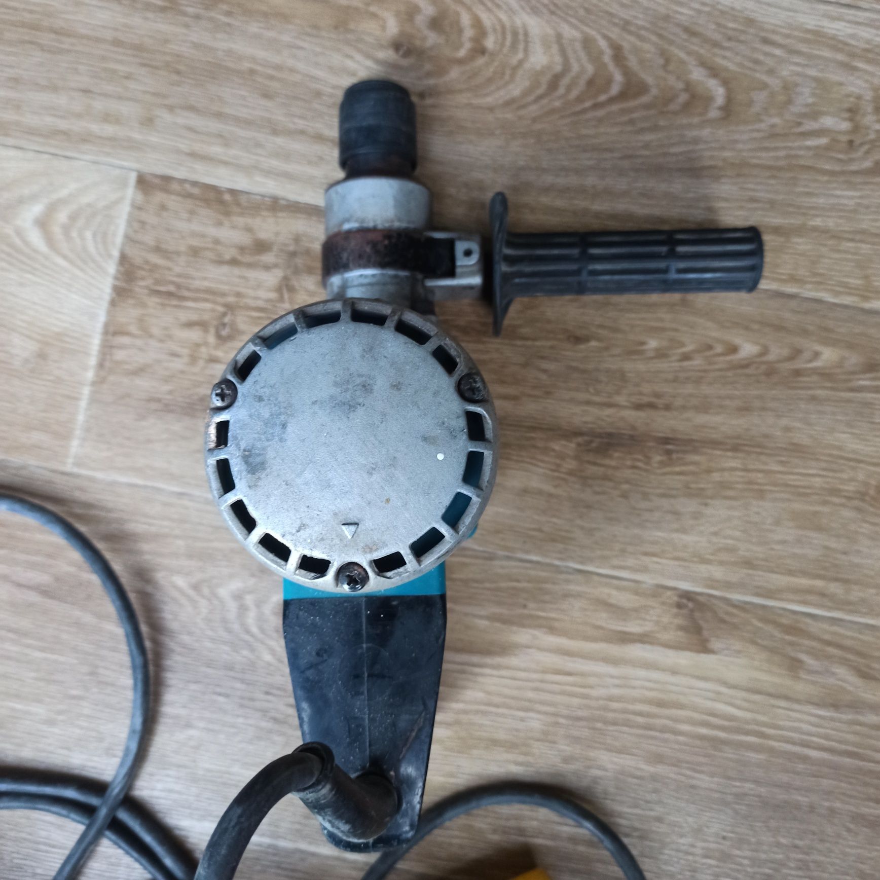 Młotowiertarka MAKITA HR2510 na 110V MADE in JAPAN jest SOLIDNA