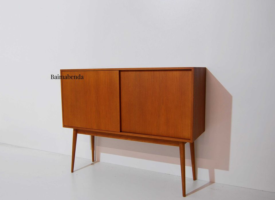 Móvel Aparador / Sideboard / Retro Vintage / Estilo Nórdico