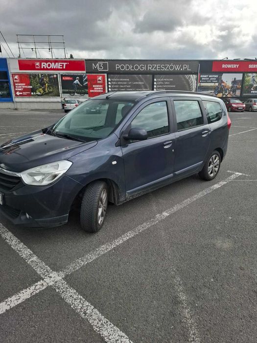 Wynajem samochodu Dacia lodgy
