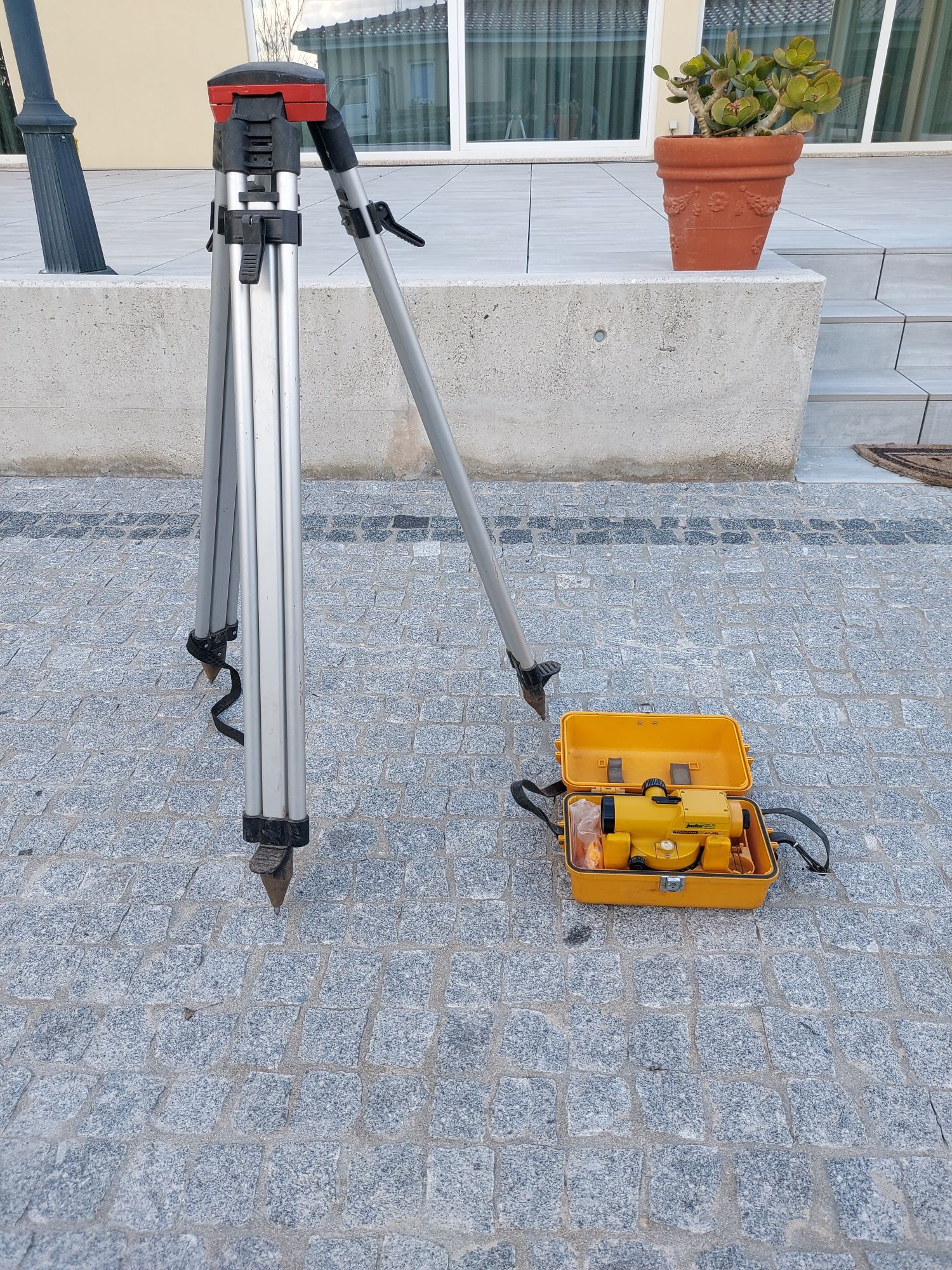 Nivel òptico TopCon
