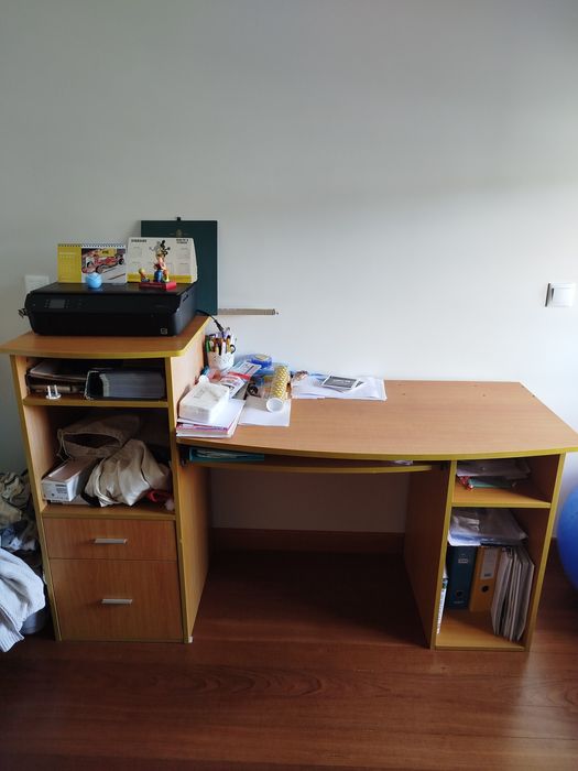 Secretária escritório